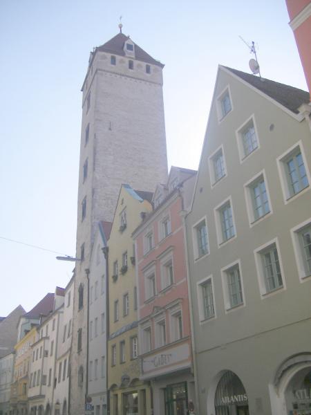 Золотая башня в Регенсбурге