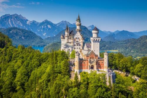 Бавария день замка горы Германия Нойшванштайн