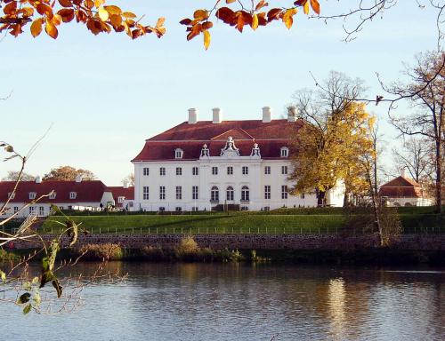 Дворец Мезеберг (Schloss Meseberg)